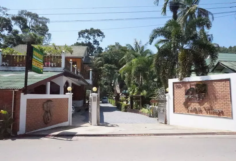 Fotos del hotel Jungle Village Bungalows:  15