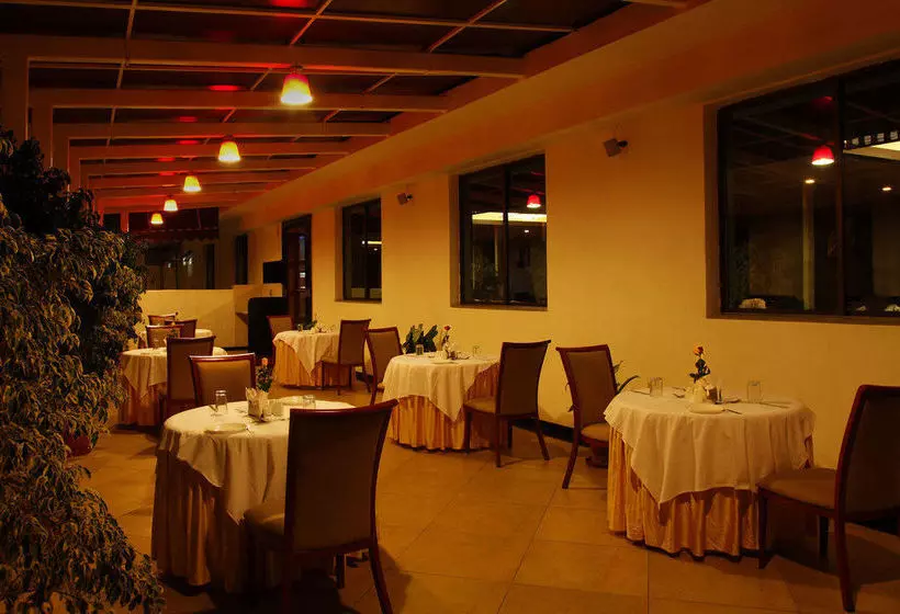 Fotos del hotel Oyo Premium Mysore:  5