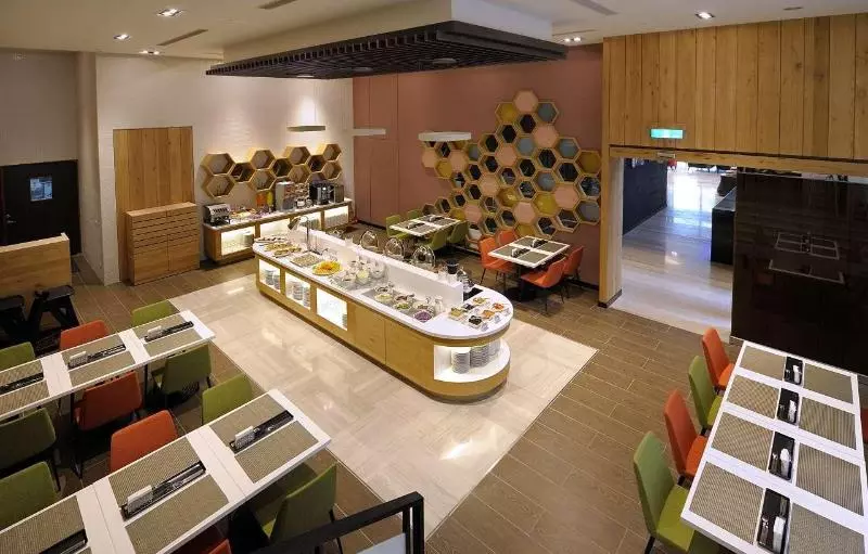 Fotos del hotel Golden Tulip Glory Fine:  24