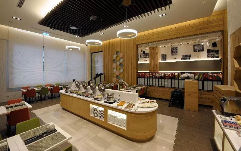 Fotos del hotel Golden Tulip Glory Fine:  25