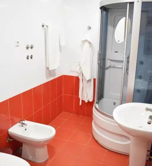 Fotos del hotel Family:  5