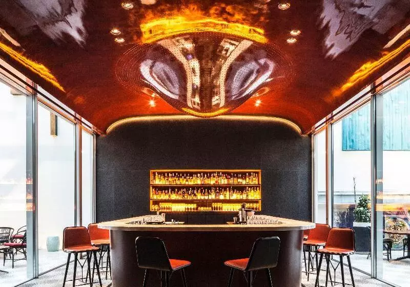 Fotos del hotel Les Bains Paris:  3