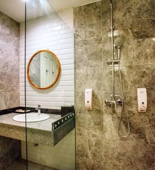 Fotos del hotel Sylvia Resort Komodo Labuan Bajo:  12