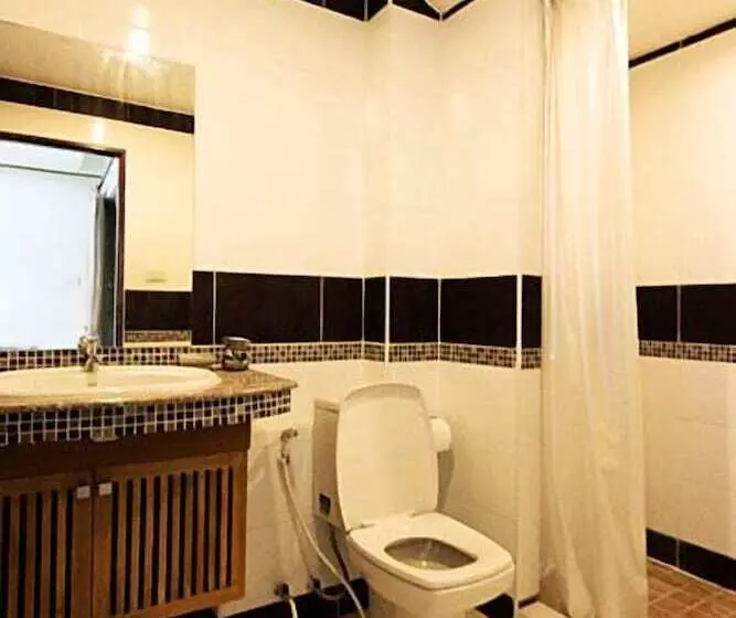 Fotos del hotel The Chateau Luxury Serviced Apartment:  6