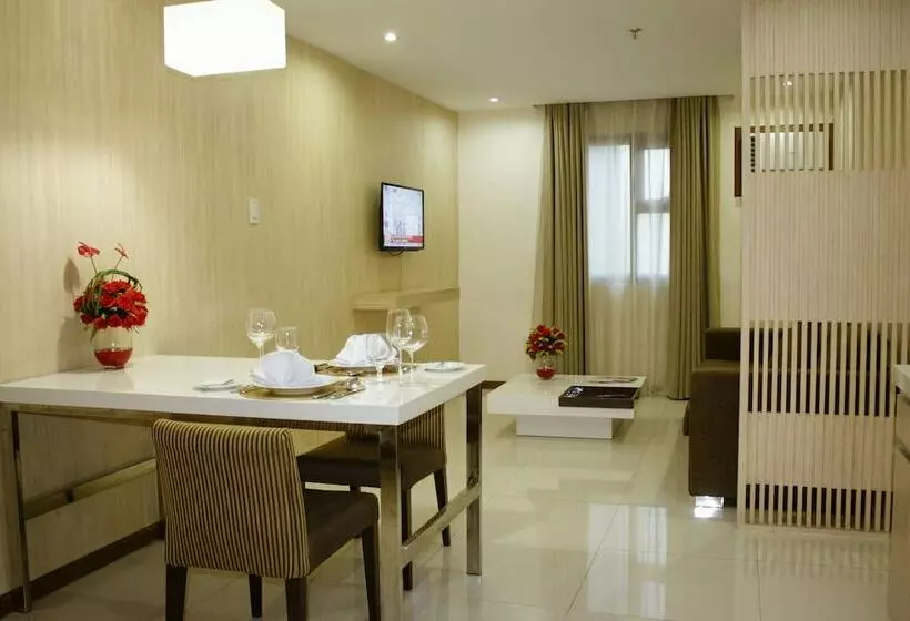 Fotos del hotel Golden Prince Hotel And Suites:  24