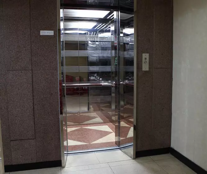 Fotos del hotel Palace Namdaemun:  3