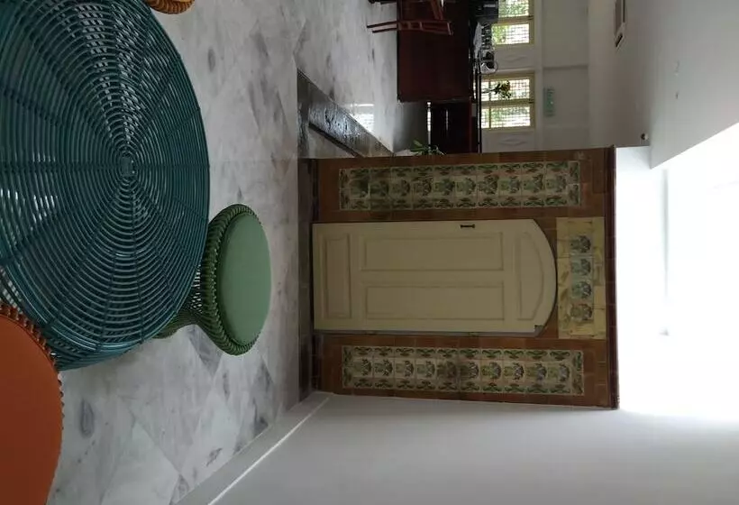 Fotos del hotel Heeren Palm Suites:  2