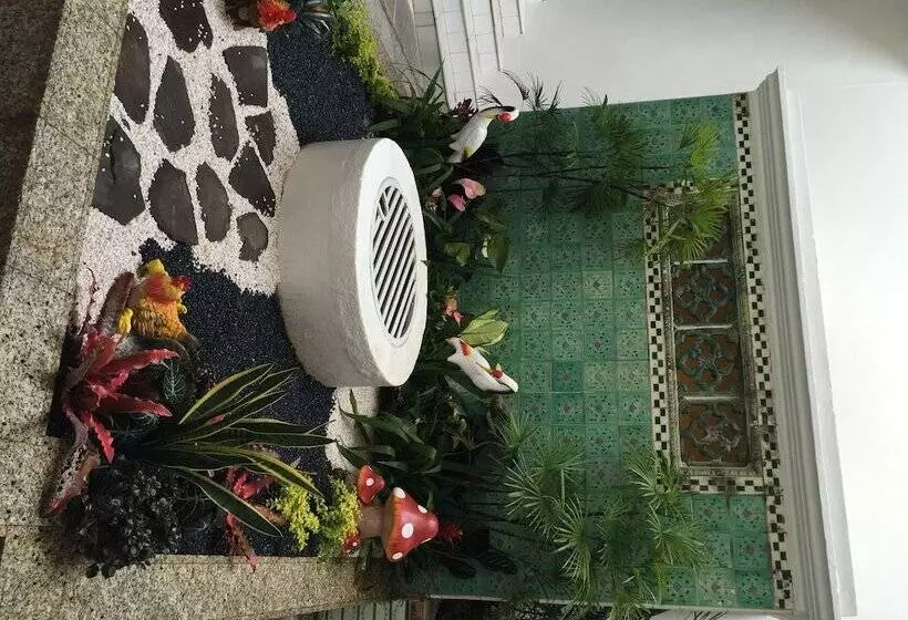 Fotos del hotel Heeren Palm Suites:  21