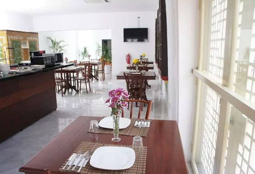 Fotos del hotel Heeren Palm Suites:  3