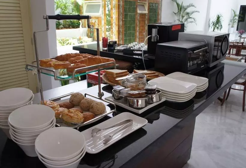 Fotos del hotel Heeren Palm Suites:  9