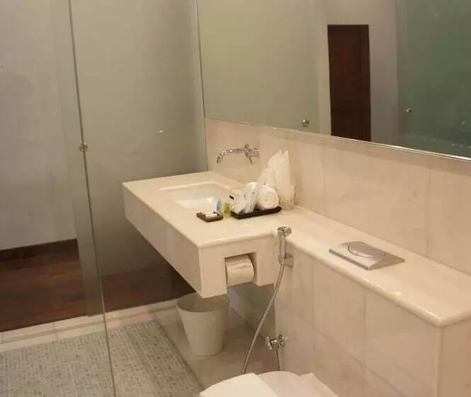 Fotos del hotel Heeren Palm Suites:  5