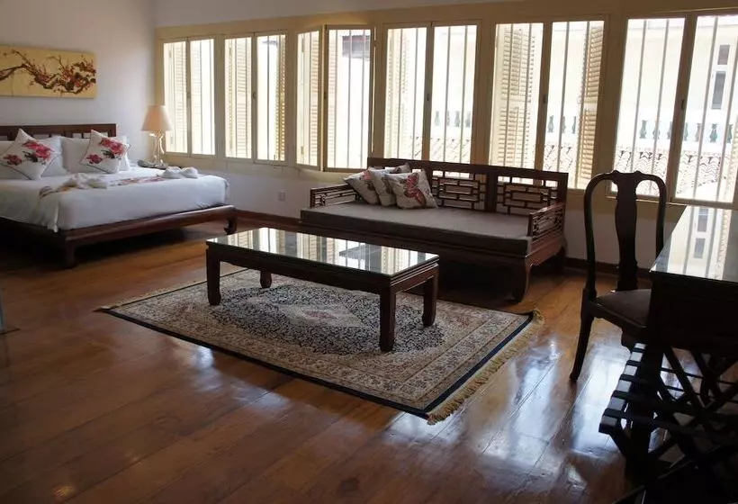 Fotos del hotel Heeren Palm Suites:  25