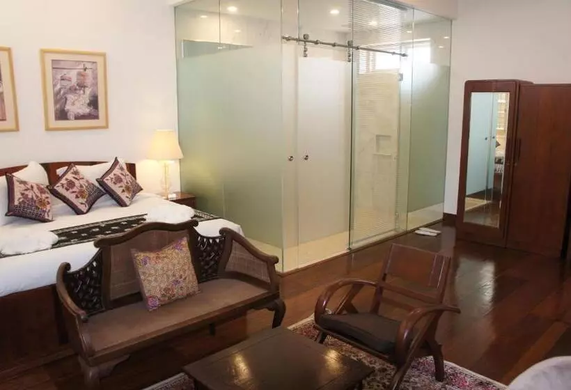 Fotos del hotel Heeren Palm Suites:  23