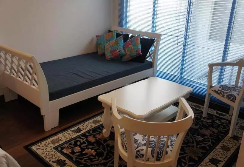 Fotos del hotel Heeren Palm Suites:  18