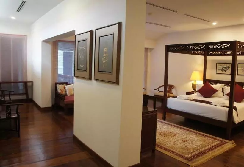 Fotos del hotel Heeren Palm Suites:  13