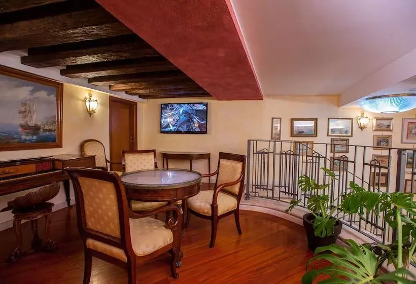 Fotos del hotel Flora:  12