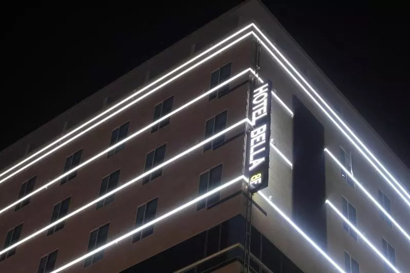 Fotos del hotel Bella:  8