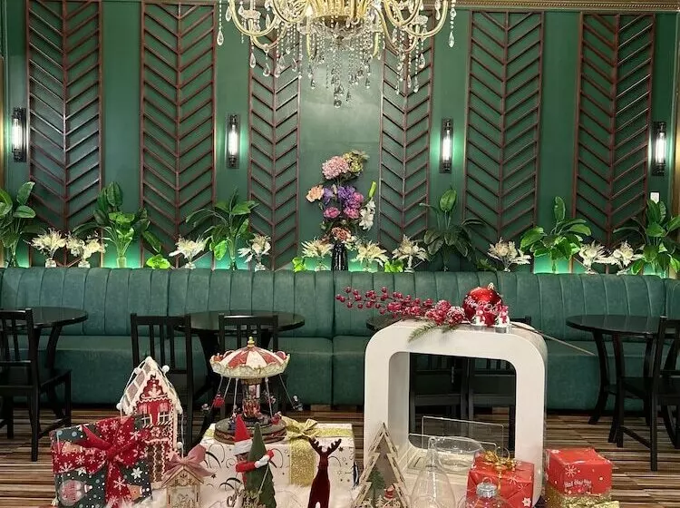 Fotos del hotel Clarkk Renaissance:  17