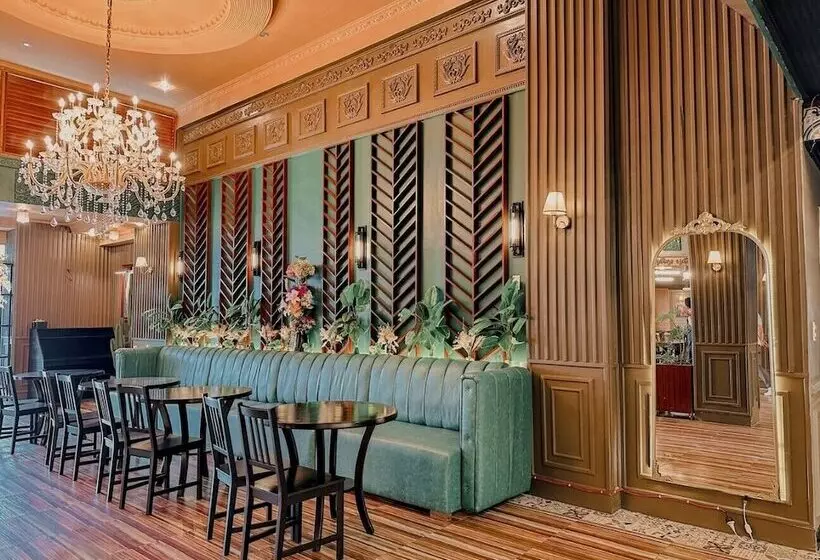 Fotos del hotel Clarkk Renaissance:  25