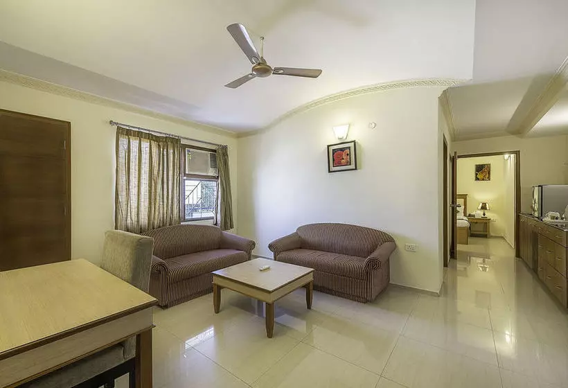 Fotos del hotel Treebo Trend Woodsvilla Suites Bapu Nagar:  15