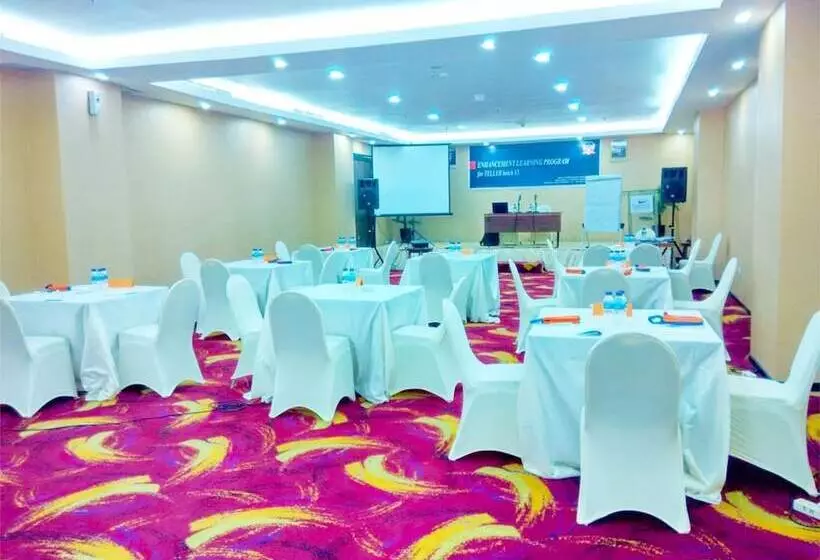 Fotos del hotel Travellers Hotel Phinisi:  13