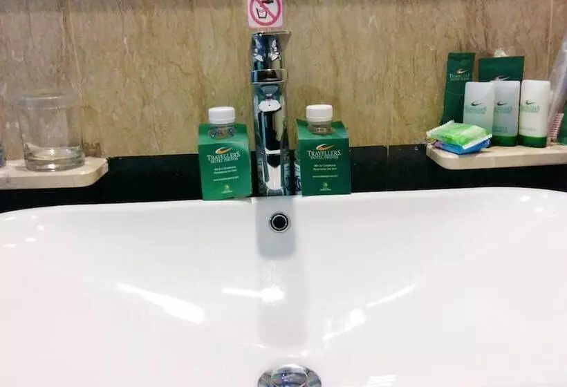 Fotos del hotel Travellers Hotel Phinisi:  25