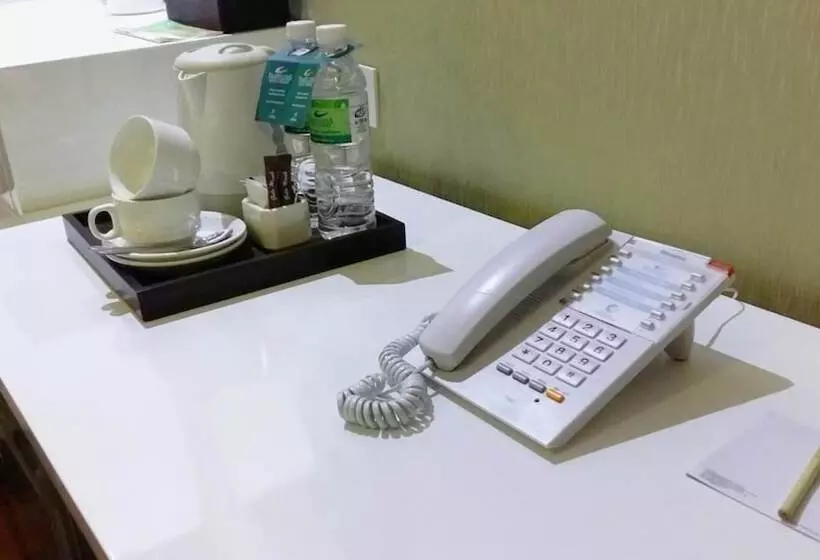 Fotos del hotel Travellers Hotel Phinisi:  8