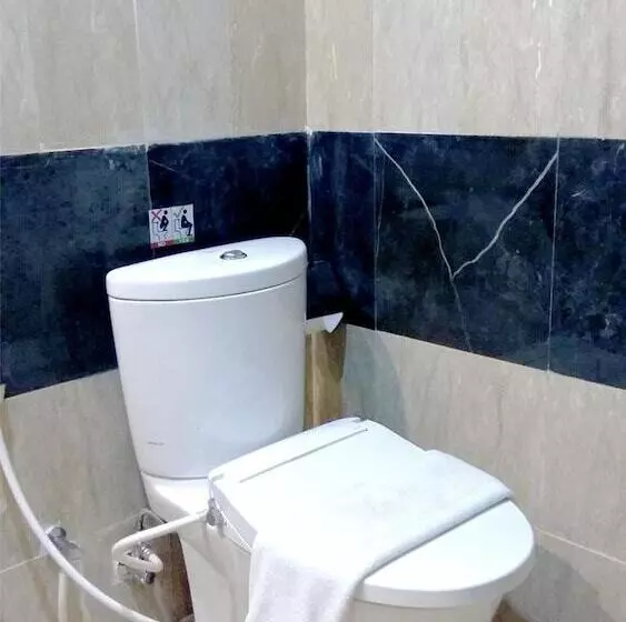 Fotos del hotel Travellers Hotel Phinisi:  16