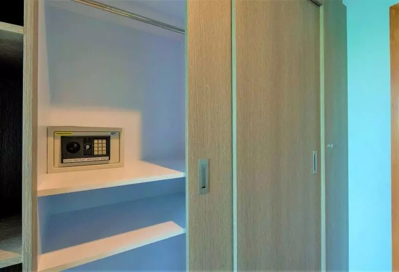 Fotos del hotel Lemon Tree Naturist Resort Naiharn Beach Phuket:  21