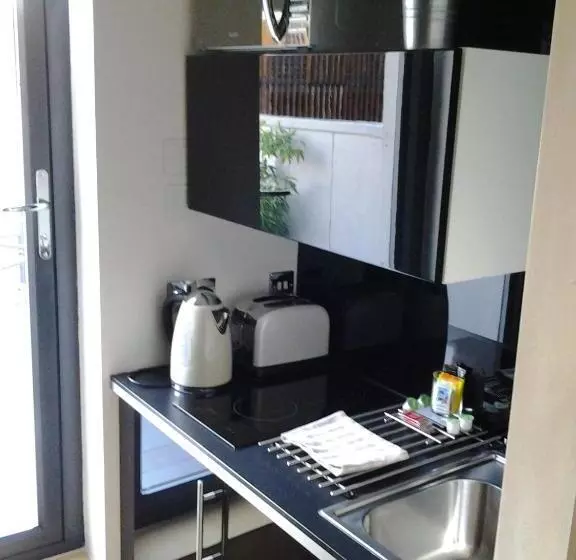 Fotos del hotel Room Home Stay:  5