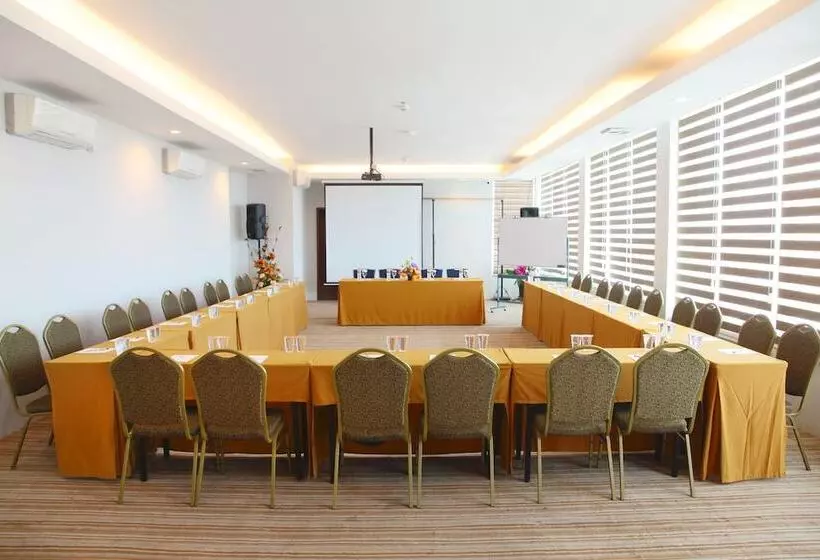 Fotos del hotel The One Hotel Makassar:  10