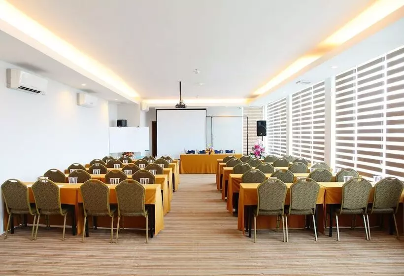 Fotos del hotel The One Hotel Makassar:  15