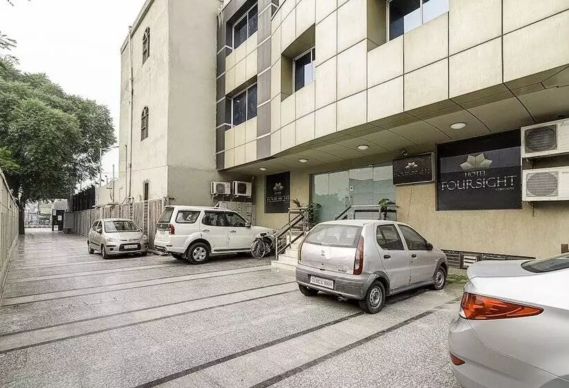 Fotos del hotel Treebo Four Sight Sector  14 Gurgaon:  4