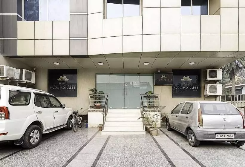 Fotos del hotel Treebo Four Sight Sector  14 Gurgaon:  5