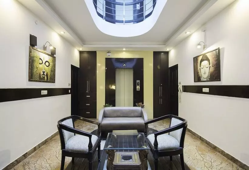 Fotos del hotel Treebo Four Sight Sector  14 Gurgaon:  15