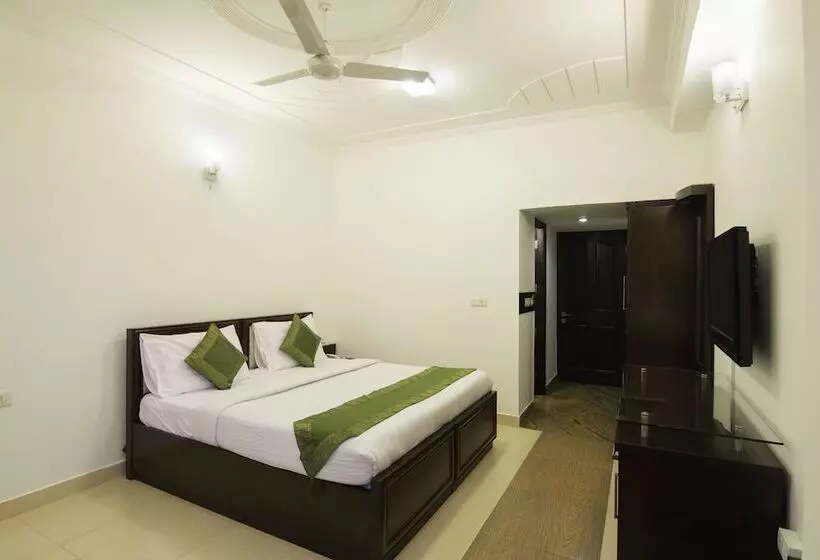 Fotos del hotel Treebo Four Sight Sector  14 Gurgaon:  6