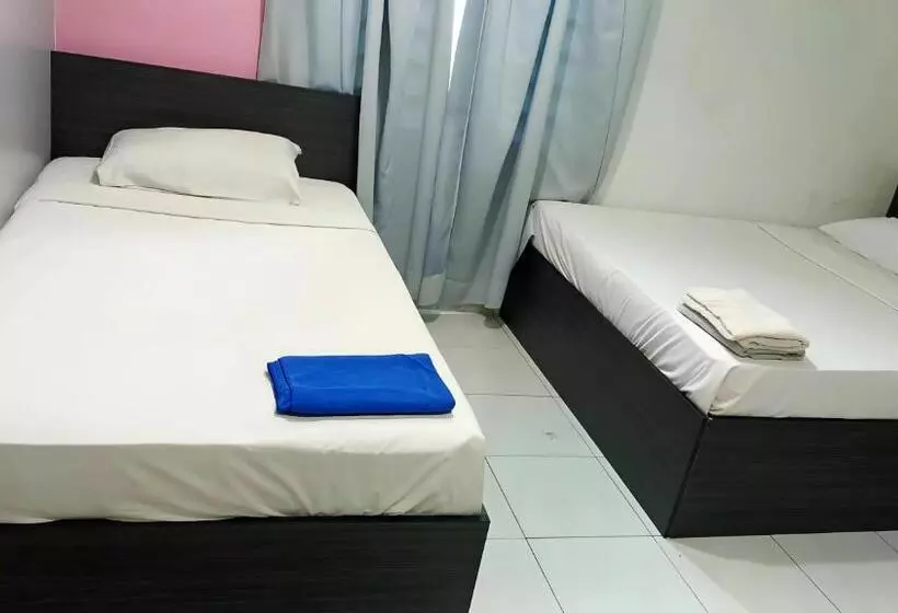 Fotos del hotel Checkedinn:  6