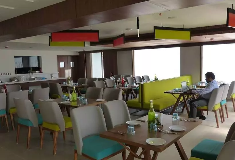 Fotos del hotel Zibe Hyderabad By Grt S:  3