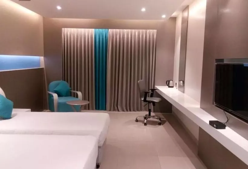 Fotos del hotel Zibe Hyderabad By Grt S:  12