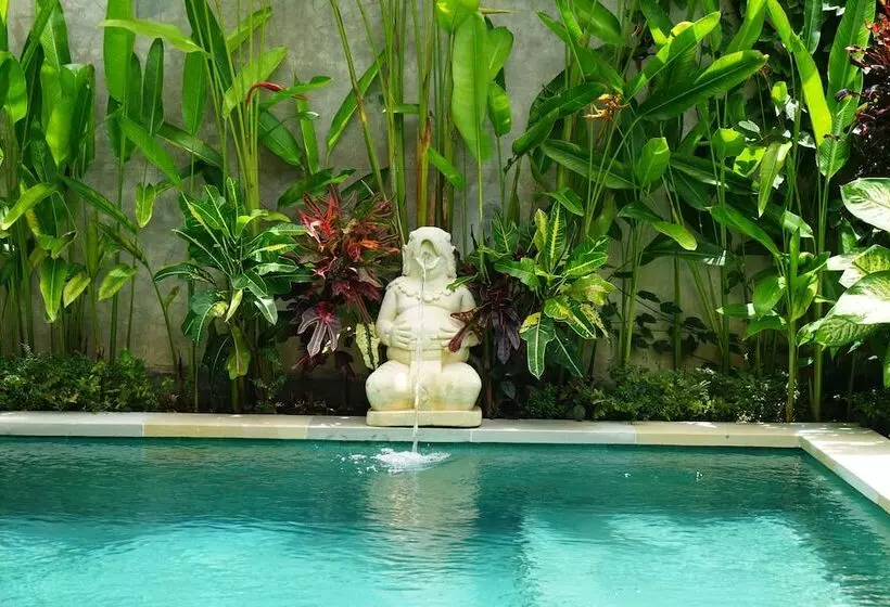 Fotos del hotel Villa Santun:  2