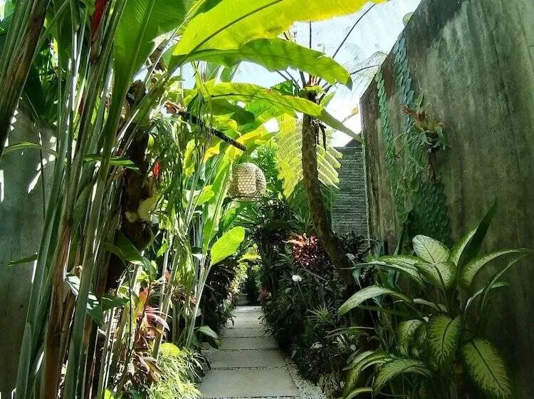 Fotos del hotel Villa Santun:  10