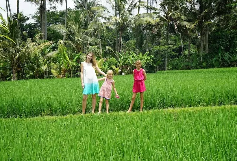 Fotos del hotel Villa Santun:  21