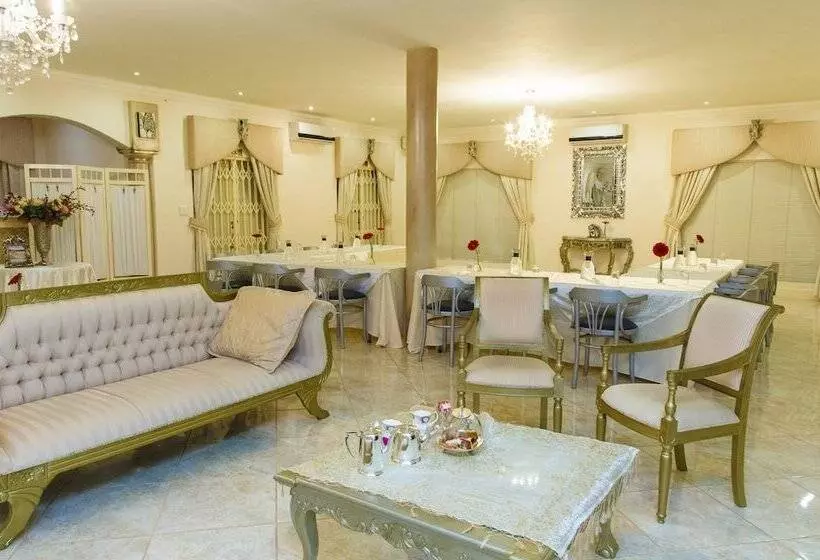 Fotos del hotel The Angels Place Boutique Guest House:  2