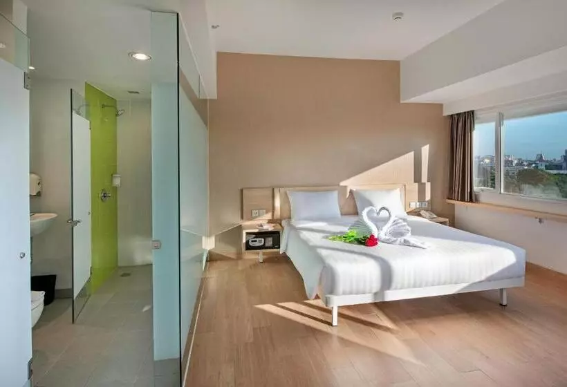 Fotos del hotel Whiz Prime Hotel Hasanuddin Makassar:  20
