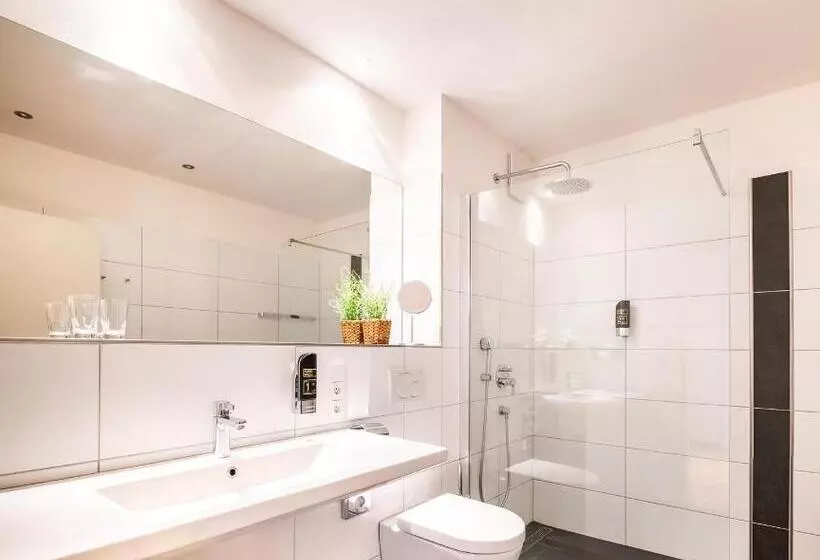 Fotos del hotel Schroeders Stadtwald:  13