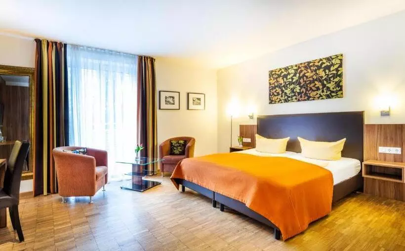 Fotos del hotel Schroeders Stadtwald:  20