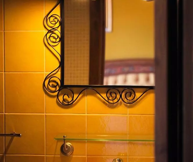 Fotos del hotel Castello D Urso Somma B&b:  8