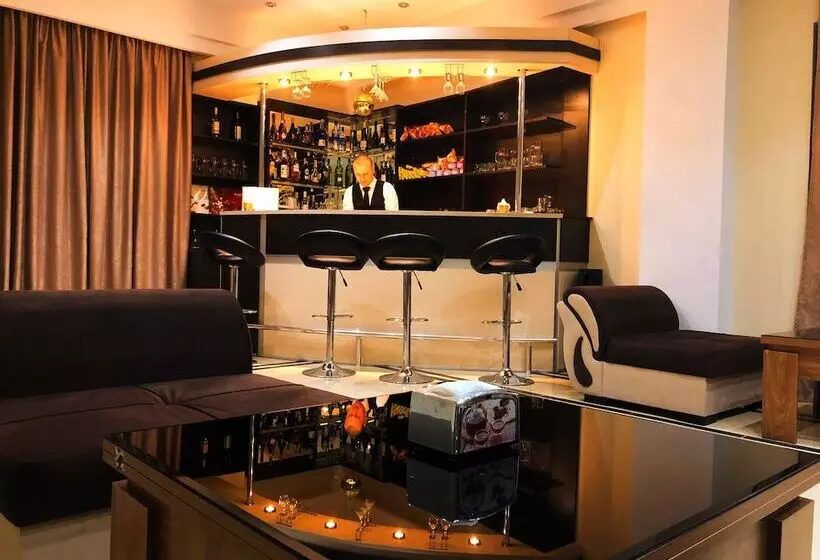 Fotos del hotel Grand Palace:  23