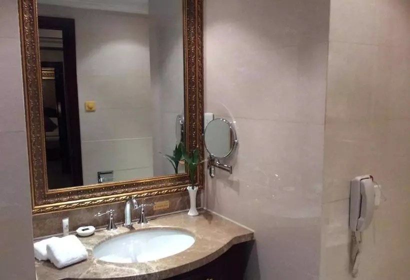 Fotos del hotel New Paris:  3