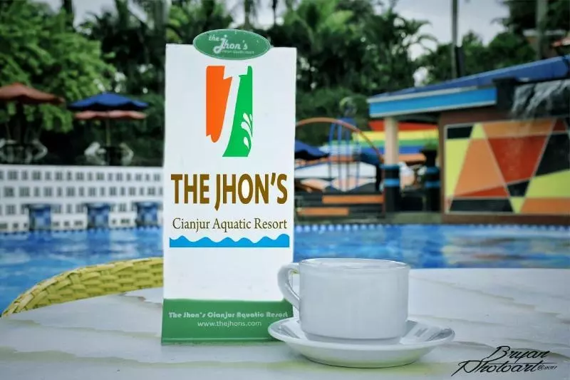 Fotos del hotel The Jhon's Cianjur Aquatic Resort:  7